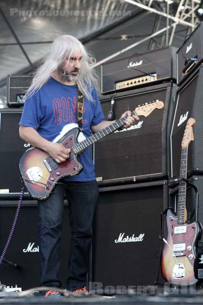 DINOSAUR JR - 2013-07-06 - BELFORT - Presqu'ile du Malsaucy - Jay Mascis